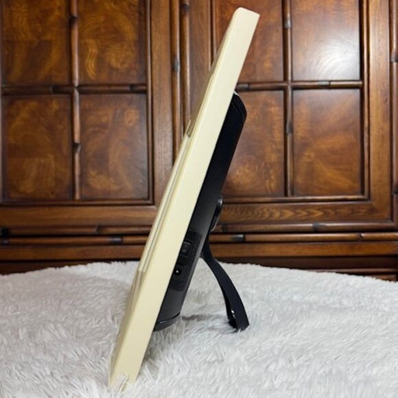 InVion 10.4" Rustic Cream Multi Effect Slide Show Remote Digital Picture Frame - Picture 4 of 16